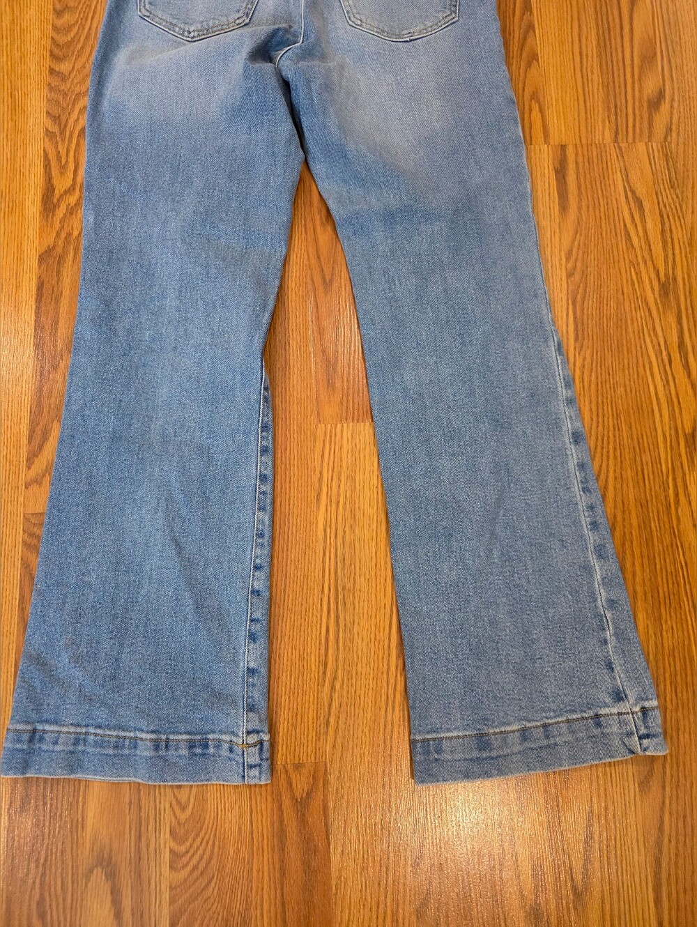 Michael Kors Jeans Women's 4 Light Wash Selma Bootcut Stretch Denim - Picture 9 of 13